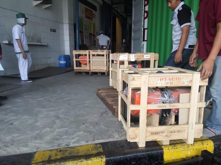 Giá bán Palang Hitachi có đắt không?